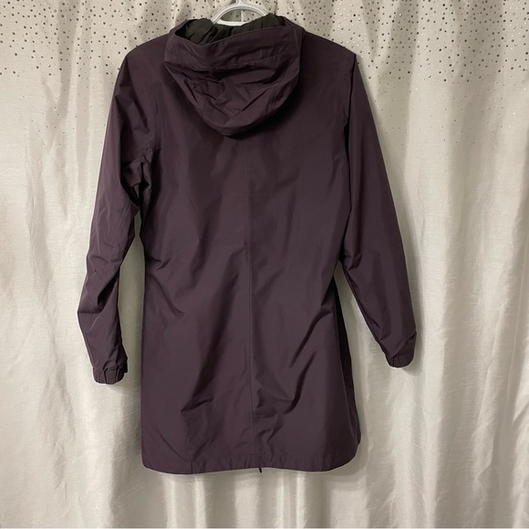 Helly Hansen coat - Picture 3 of 9